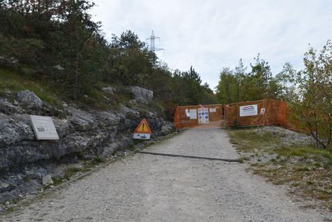 Sentiero Orme dei Dinosauri interrotto
